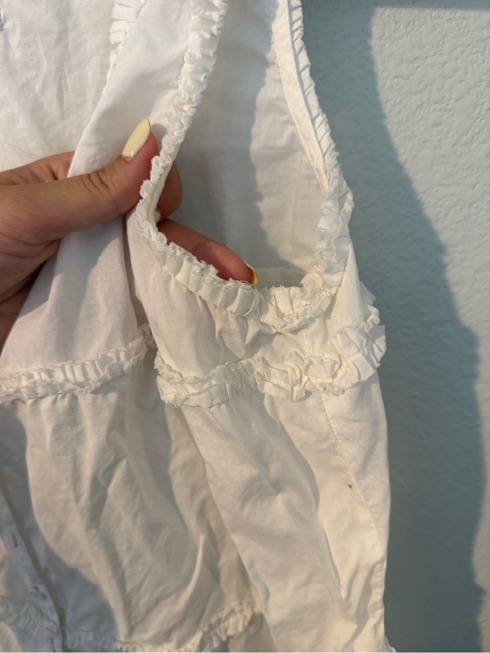 GAP White Button-Front Ruffle Trim Tank 100% Cotton - Picture 3 of 8